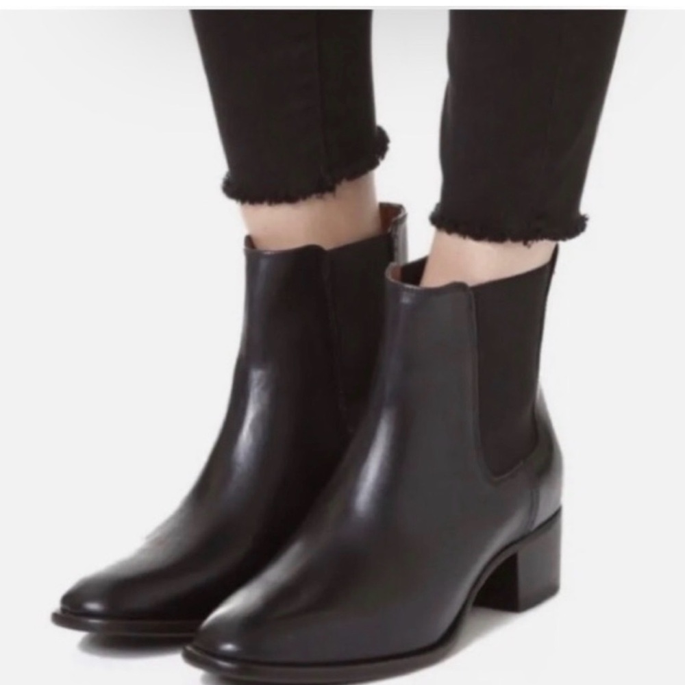 FRYE SHORT BOOTS 9 Ankle Chelsea Dara